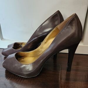 Guess Dark Brown Peep Toe Heels Size 8.5